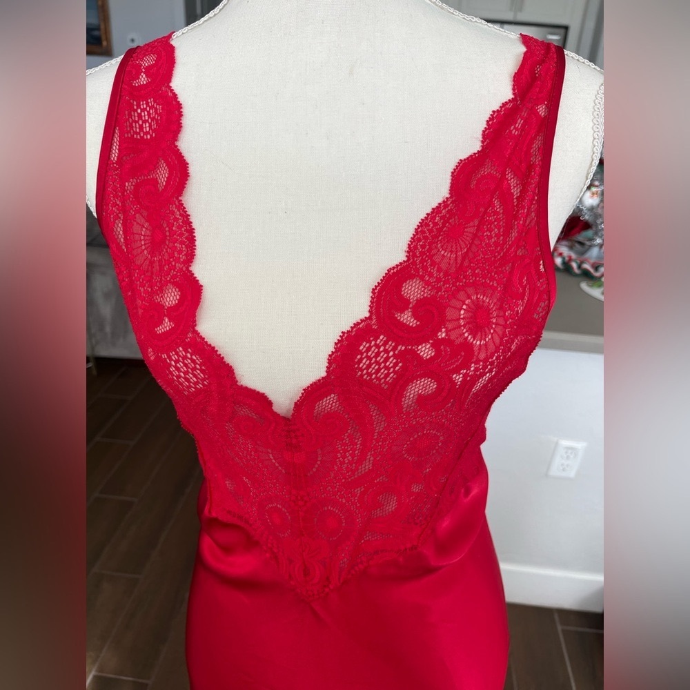 Vintage silky Victoria’s Secret gold label slip maxi dress - Picture 3 of 8